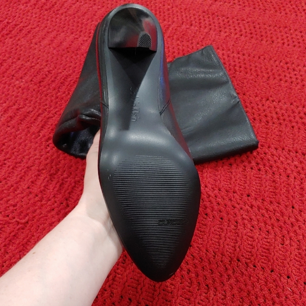 NEW Calvin Klein Stylish Black Knee-High Women's Boots - Picture 3 of 8